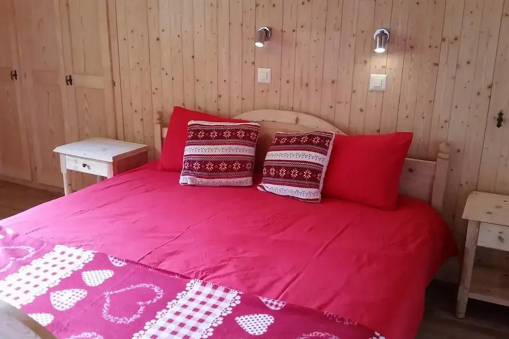 Sweet and Modern Chalet