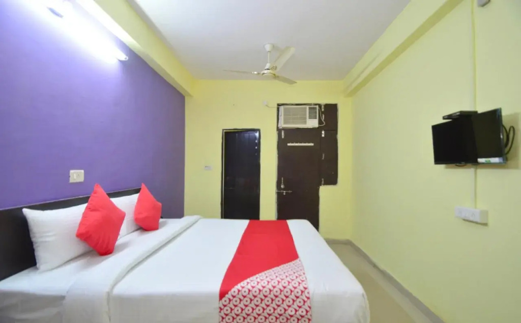 Hotel Reyansh Galaxy By OYO Rooms