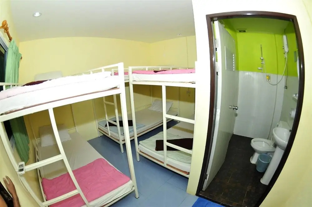 Phi Phi Backpacker - Hostel