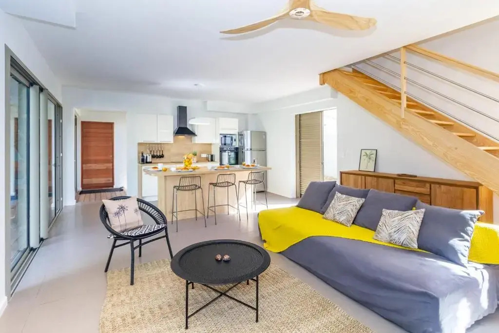 Escale Chic ! Villa de charme au cœur du village balnéaire de Saint-Gilles