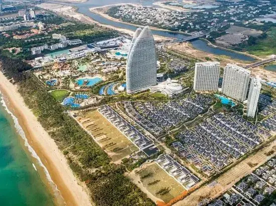 Sanya Haitang Bay Mountain and Sea Travel Hotel (Haitang Bay Duty Free City Branch)