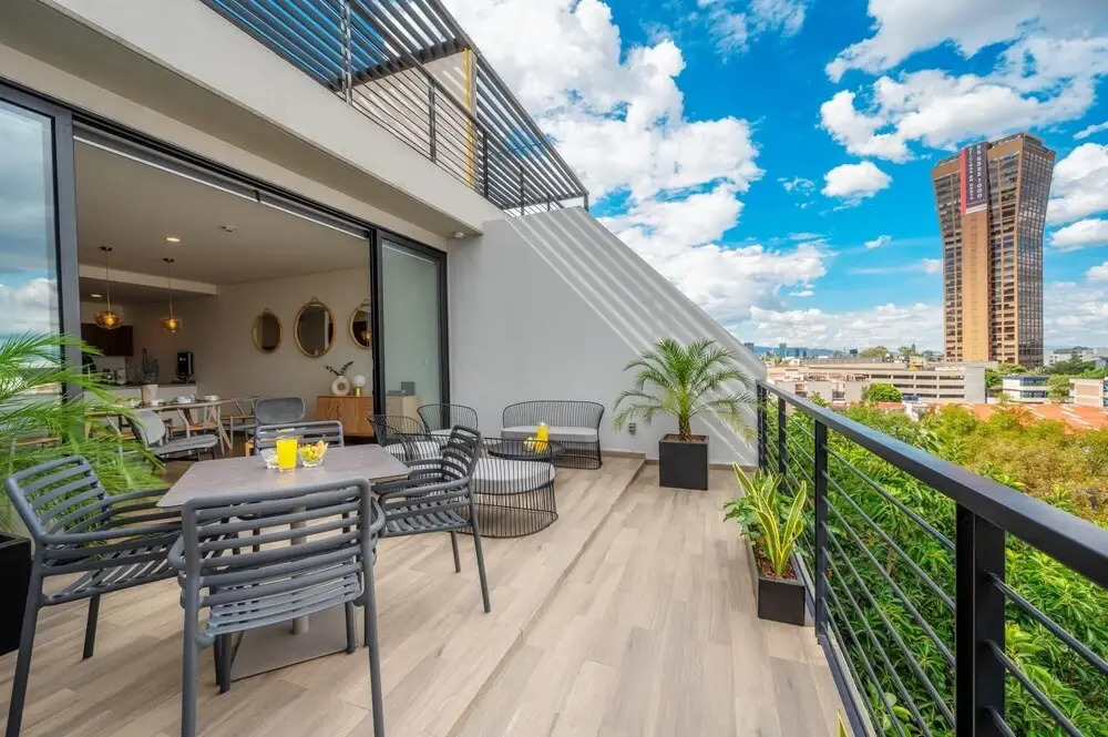 NEW 2BR Penthouse w Terrace WTC