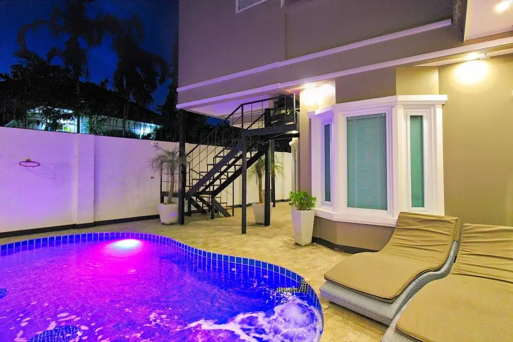 TJ Private Pool Villa