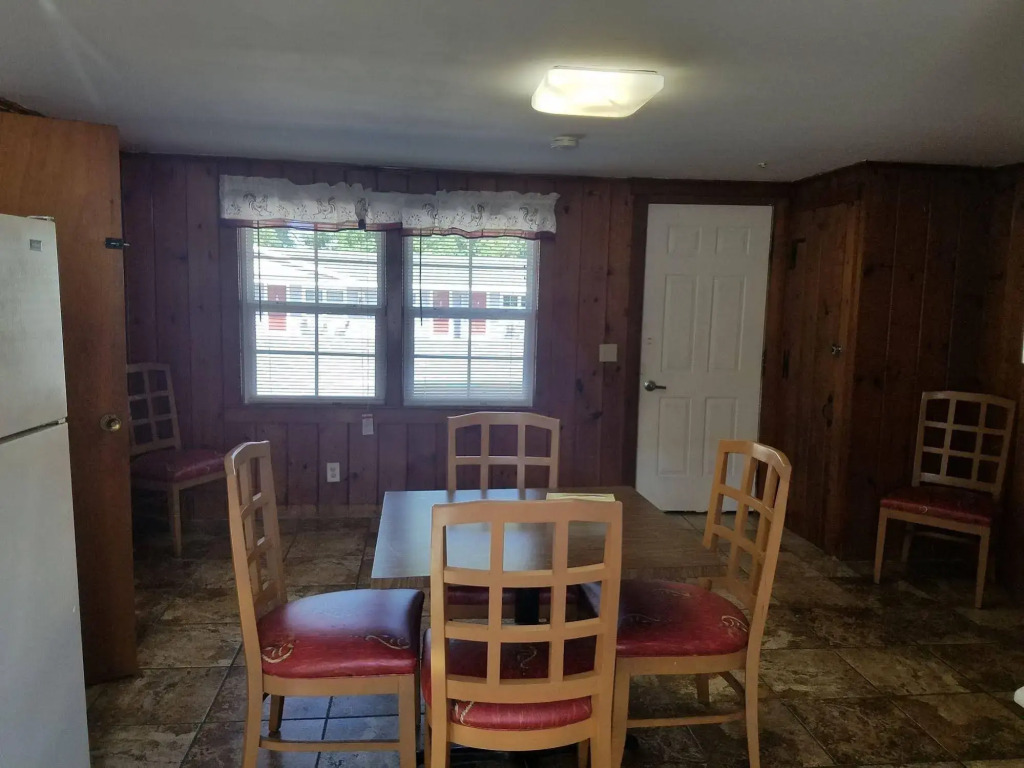Windrift Motel