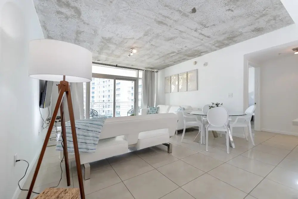 Miami World Rental - Midtown 820