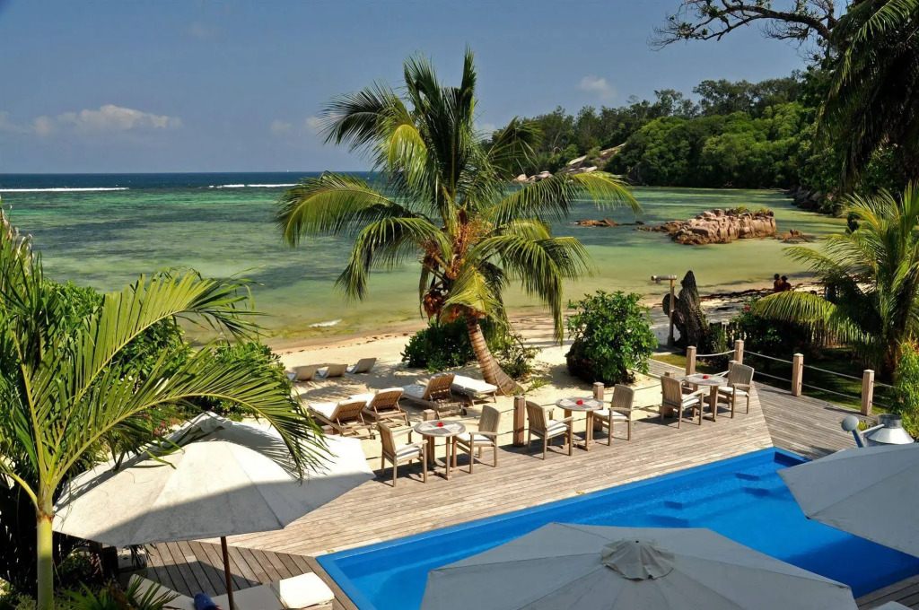 Crown Beach Hotel Seychelles