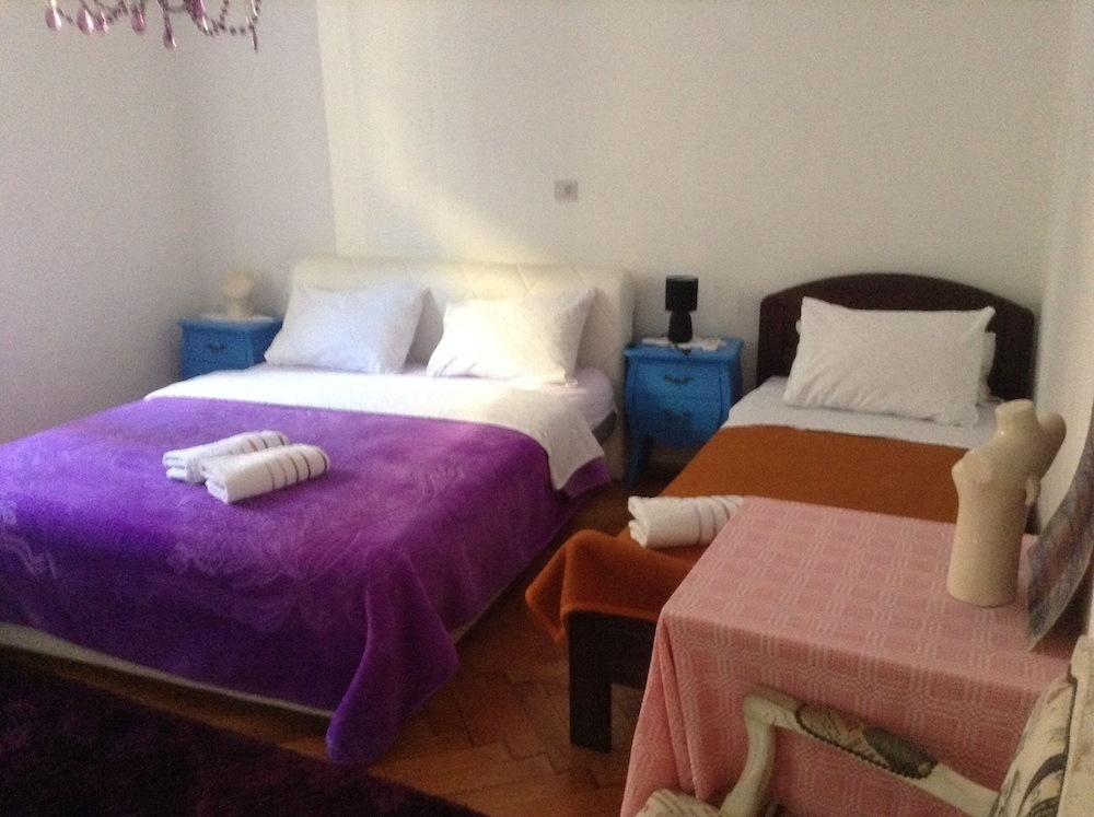 Kulusic (Private Accommodation)