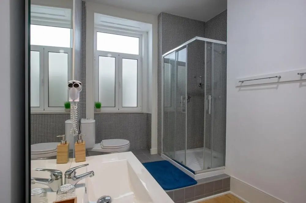 Apartment With 5 Bedrooms in Aveiro, With Wonderful City View and Wifi Near the Beach