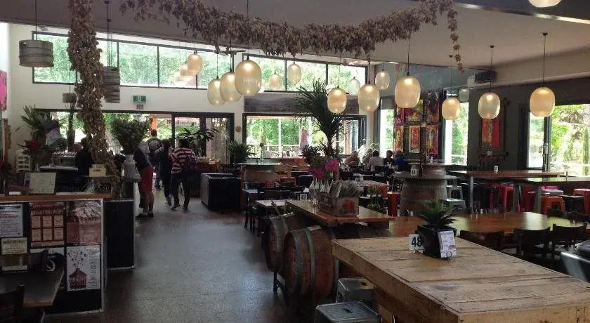 Coach House Inn