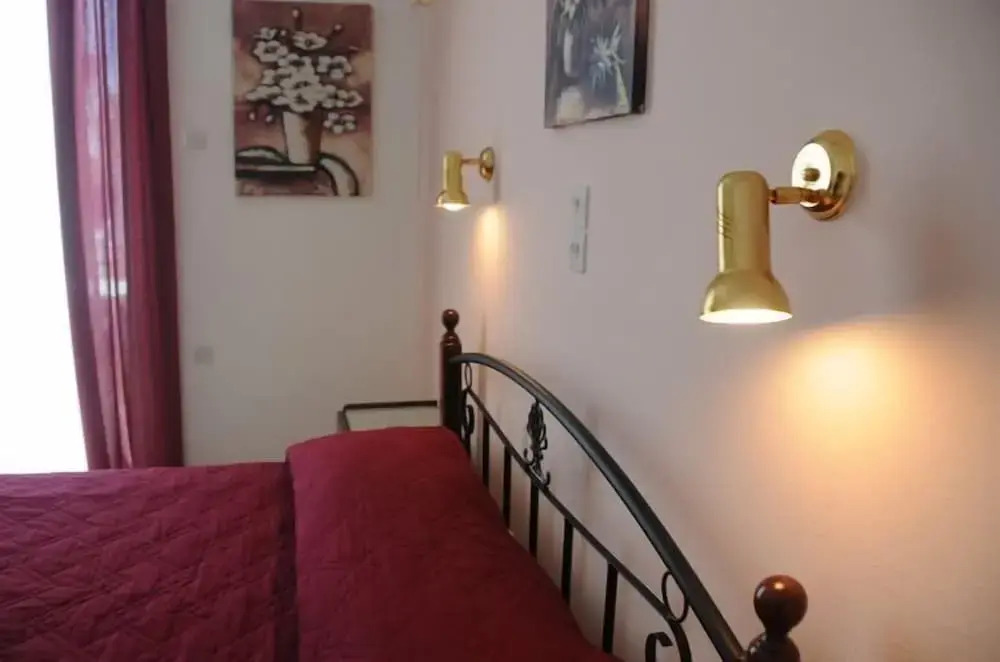 Senia Studios