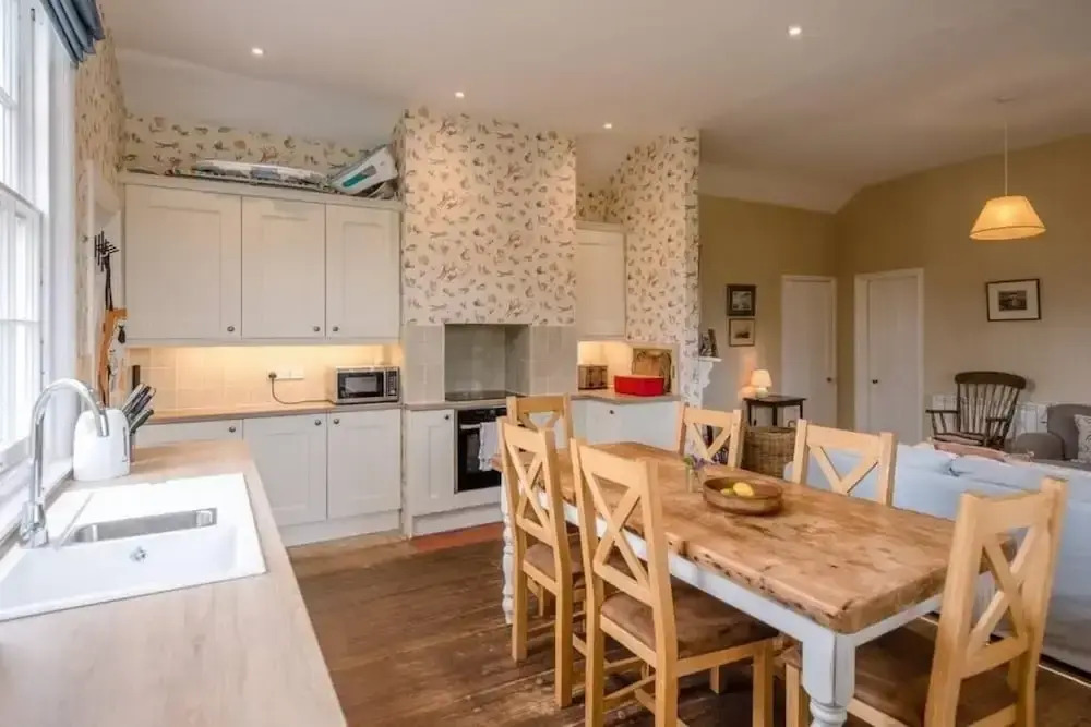 3 Shellpit Cottages, Thorpeness