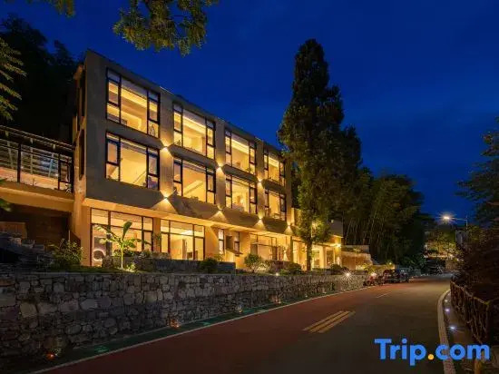 Zhangjiajie Xuzhu Banshan Homestay