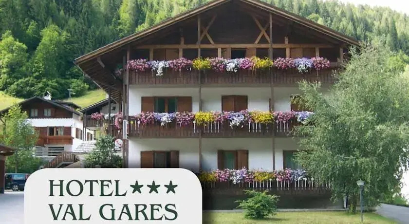 Hotel Val Gares