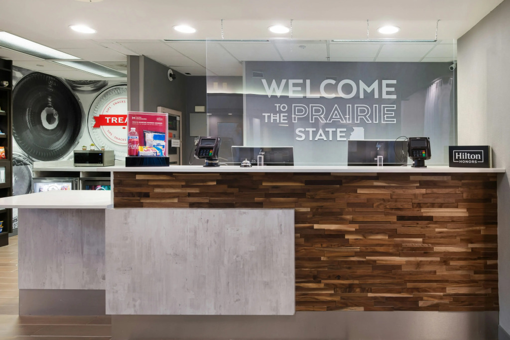 Hampton Inn & Suites Chicago-Hoffman Estates