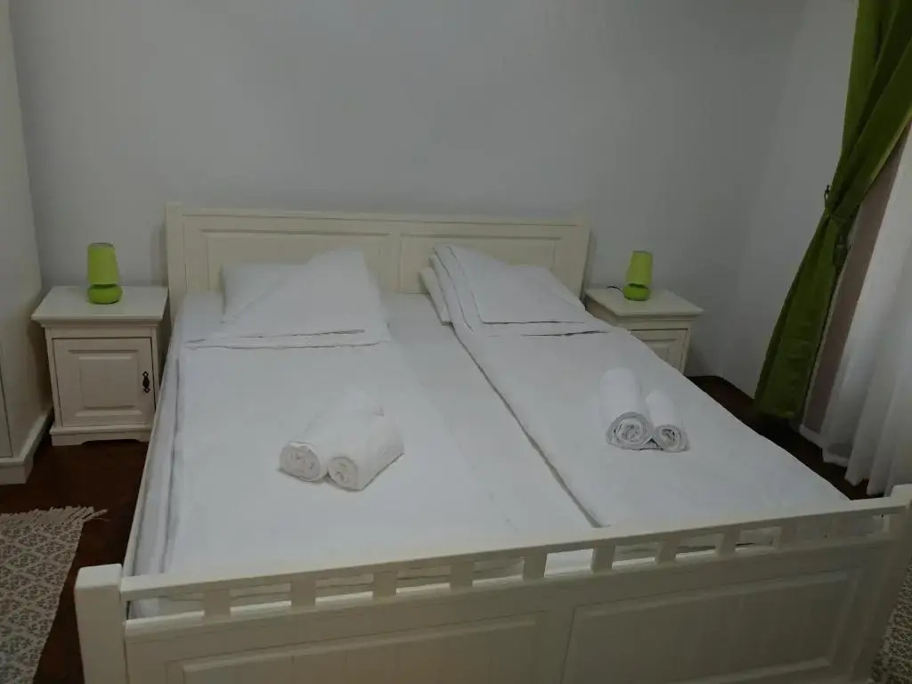 Old Town Unirii Square Damaris apartment