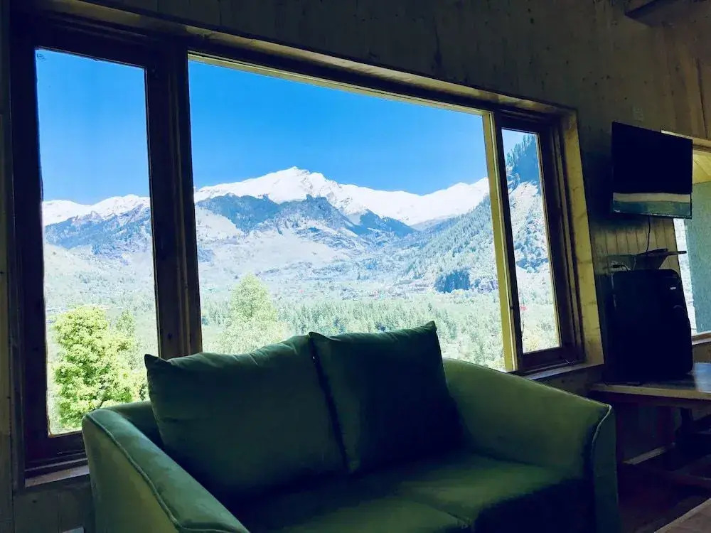 Vyas Vatika a wooden exotic Resort Near Old Manali