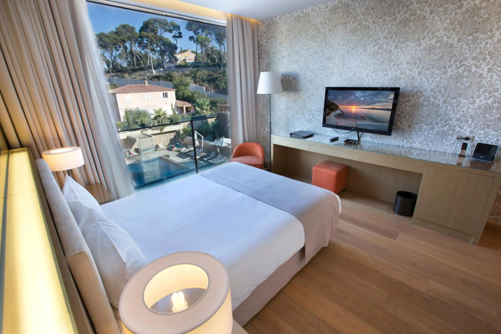 Hostellerie La Farandole