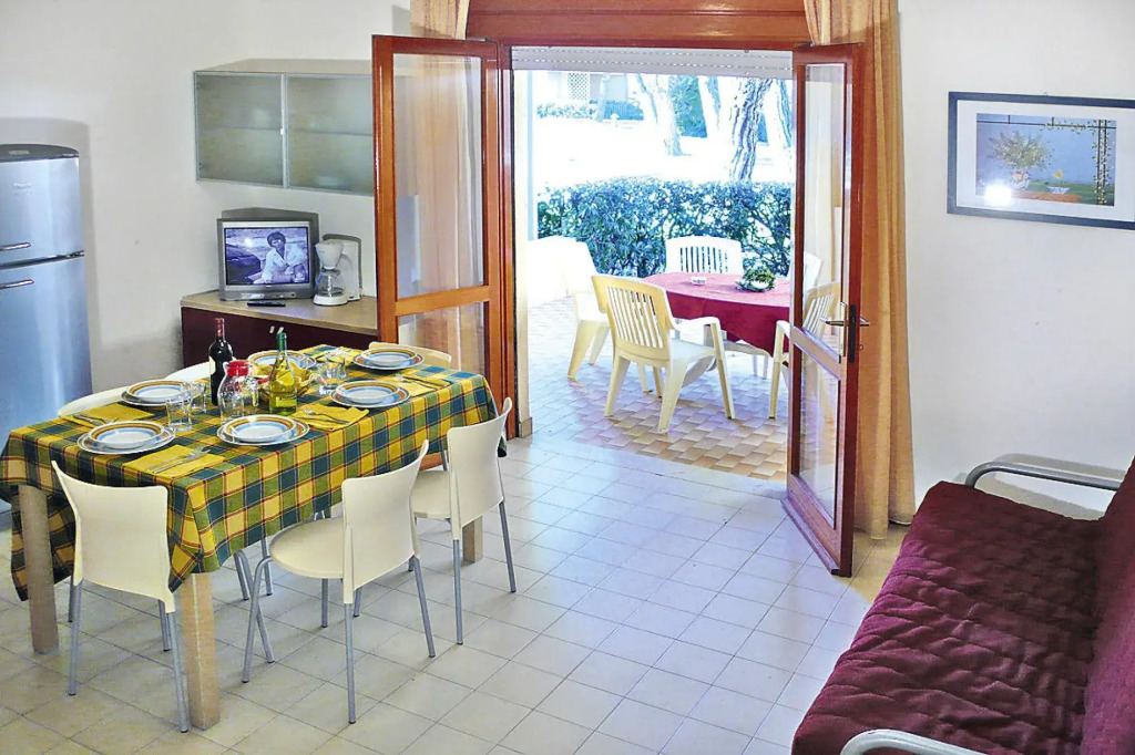 Apartment in Bibione Spiaggia with balcony