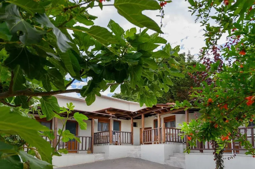 Komitsa Luxury Apartments