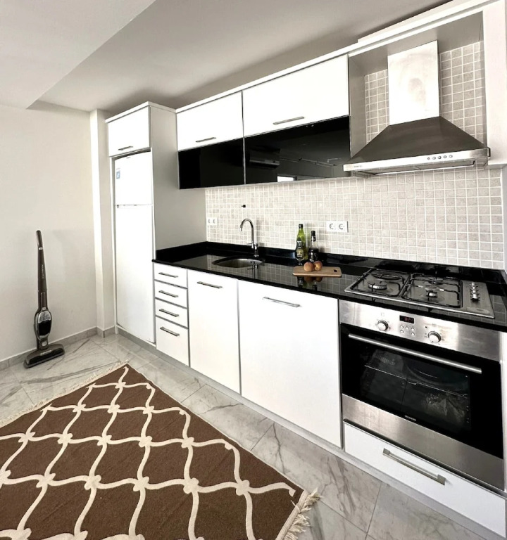 Luxury 2 bed Private Home Close to the Beach on a Secure Community