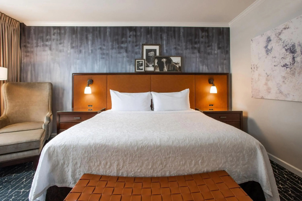 Magnolia Hotel Houston, a Tribute Portfolio Hotel