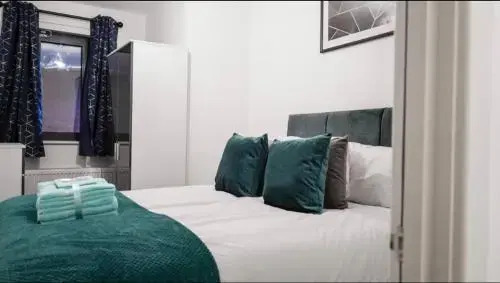 Apartment Town Centre - 2 bed, 2 bath