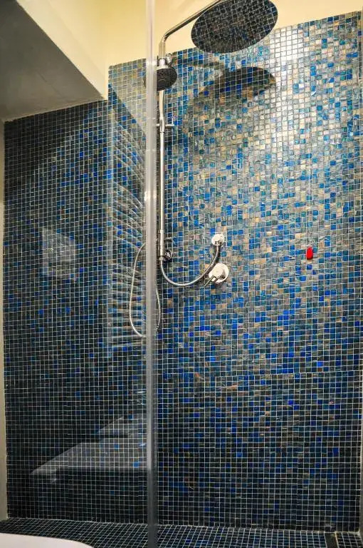 Eva & Diabolik's Secret Room