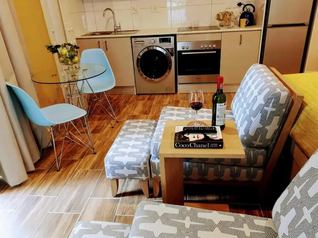 Urban Oasis at Windburg Suites