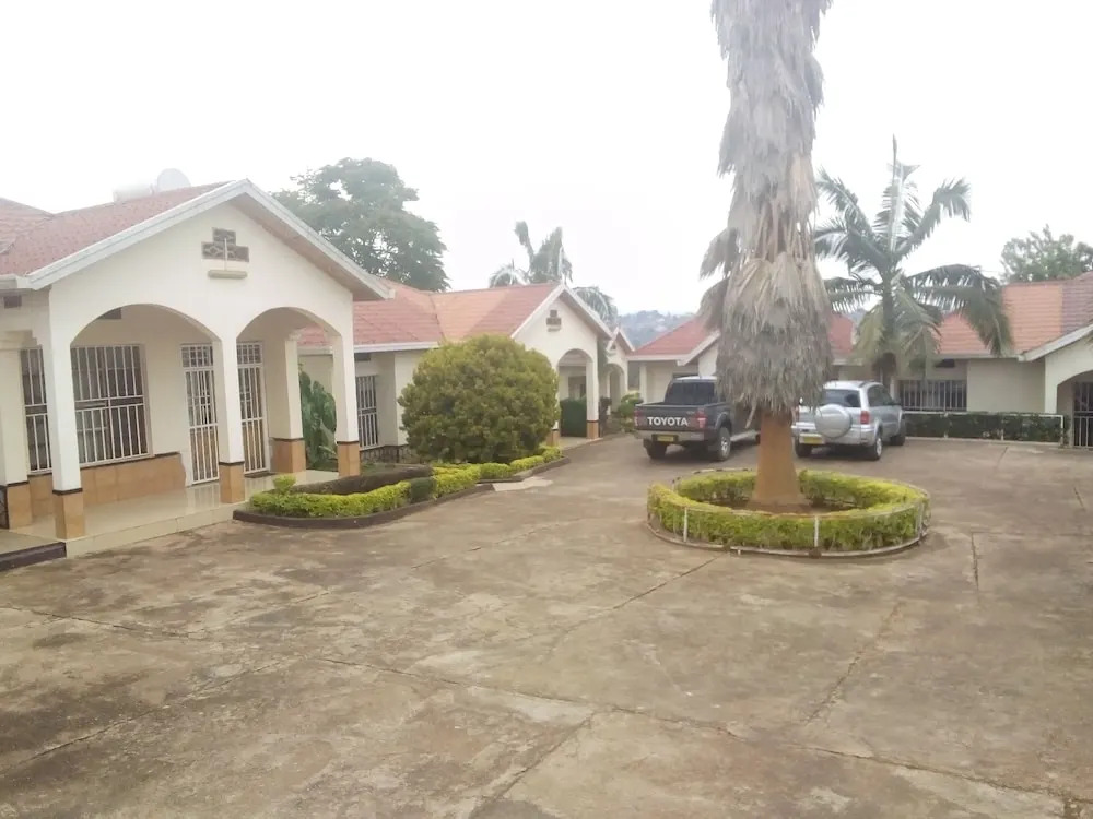 Semuhungu Apartments