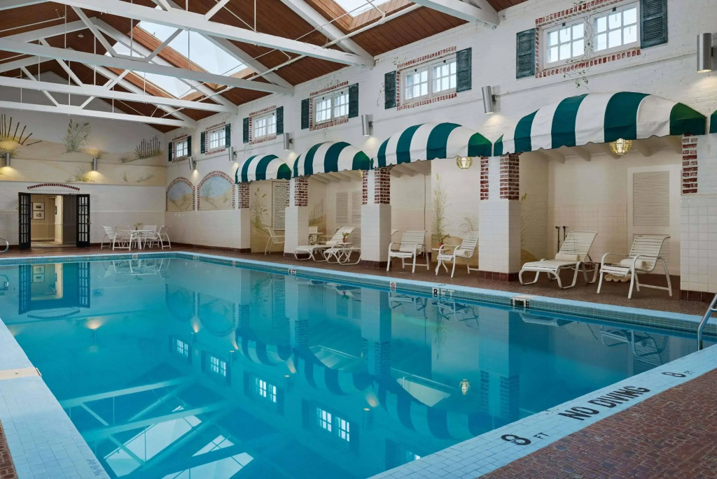 Seaview Hotel