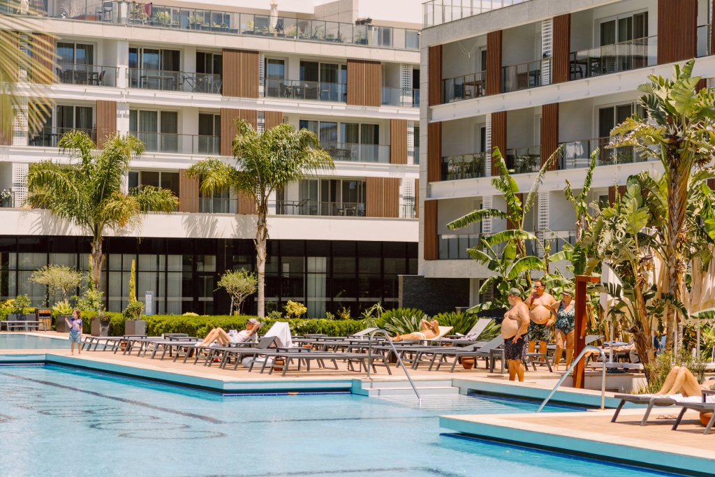 Апарт-отель GlobalStay Courtyard Long Beach