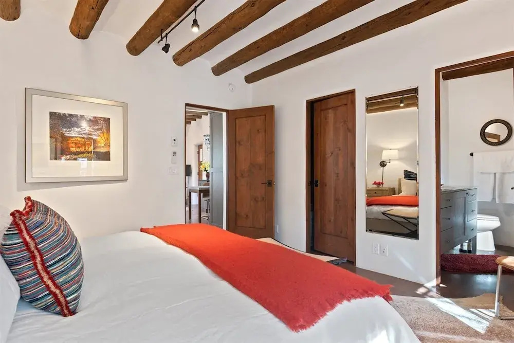1BD Carmel