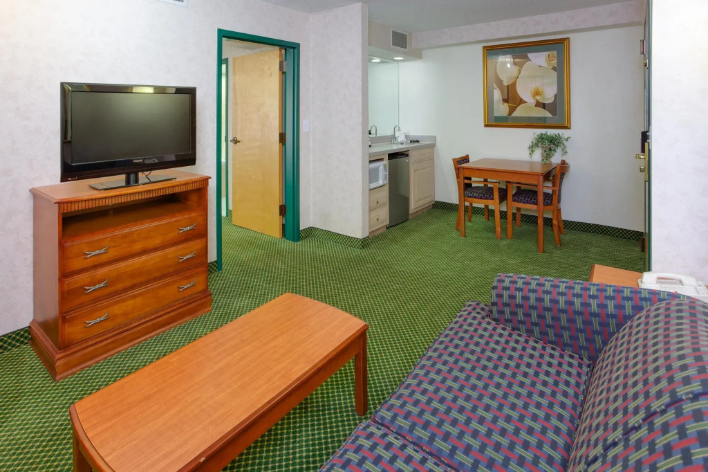 Hampton Inn By Hilton Chester South