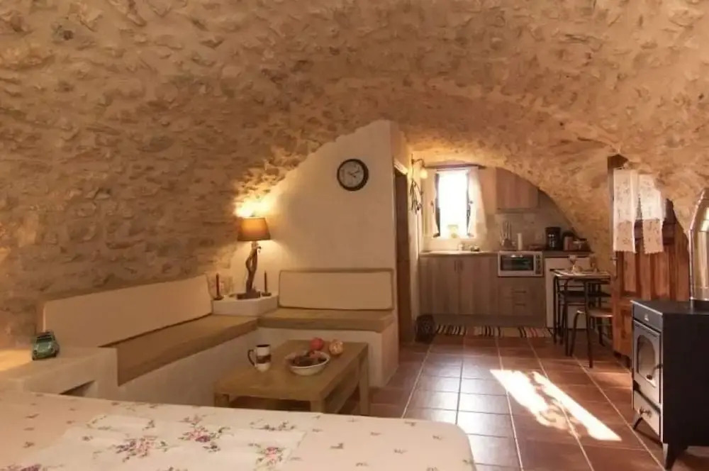 Cave house Lagada west mani greece