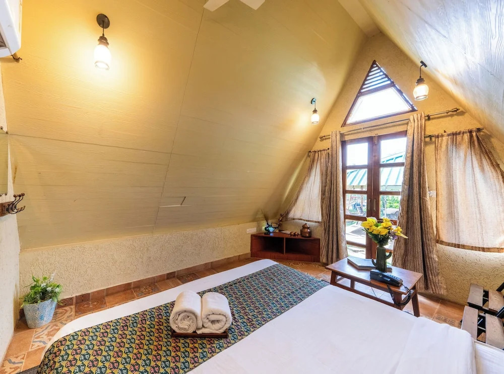 Panarpani Retreat Pachmarhi