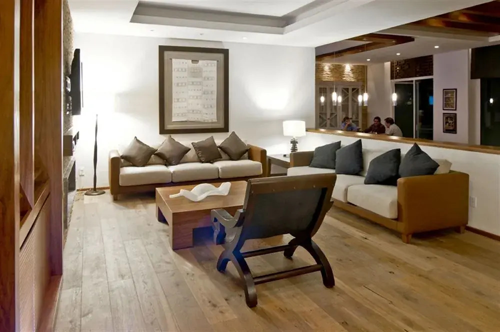 Delcanto Residences by LaTour