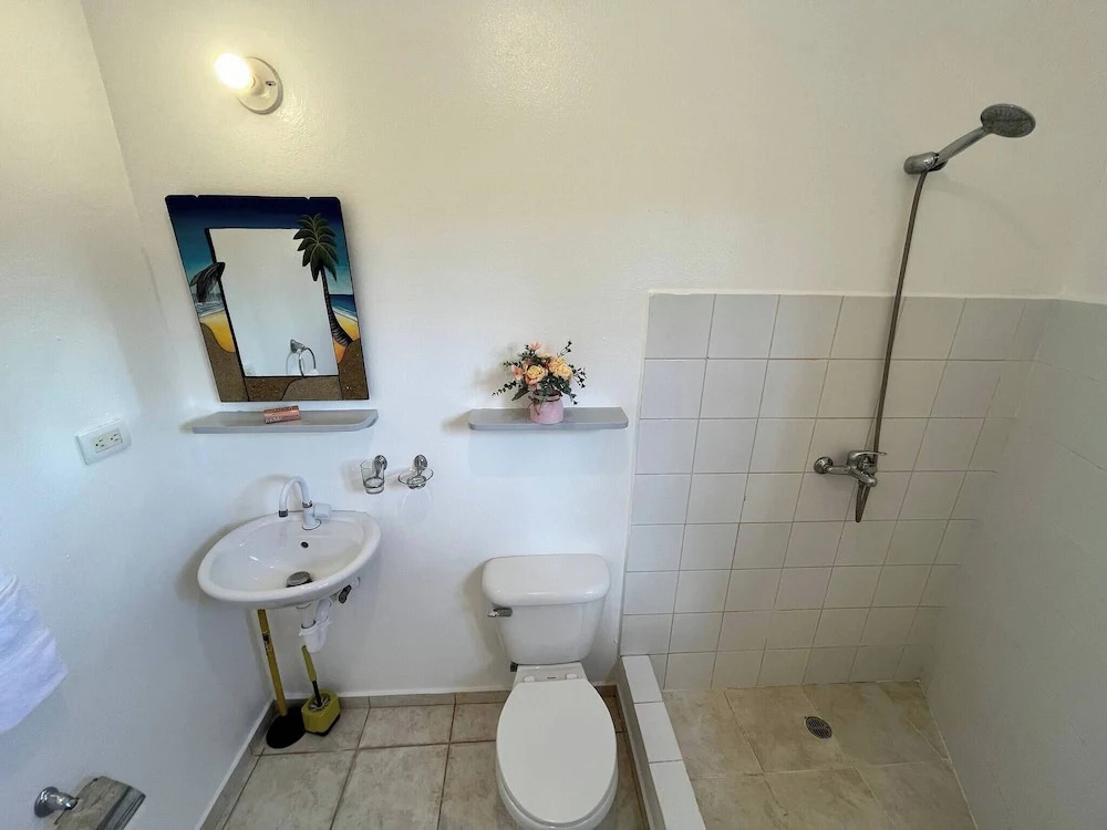 Secure 2-pers Apartment Close to the Beach