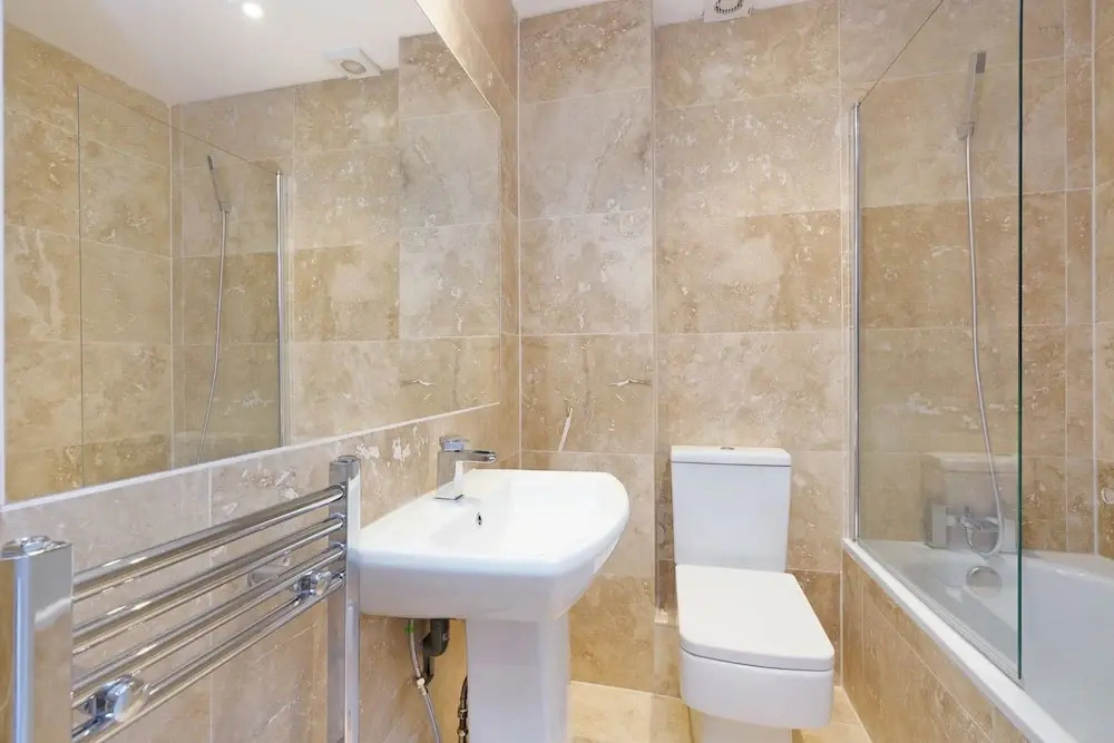 2 Bedroom Apartment in West Kensington