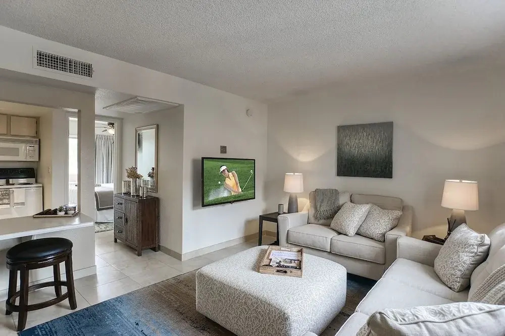 114 Fully Furnished 1BR Suite-Prime Location! by RedAwning