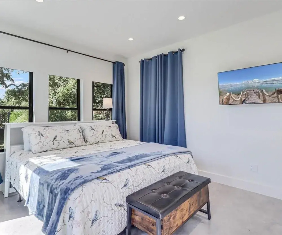 The Cape House 6031rpf 2 Bedroom Home by RedAwning