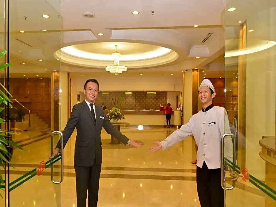 Dynasty Hotel