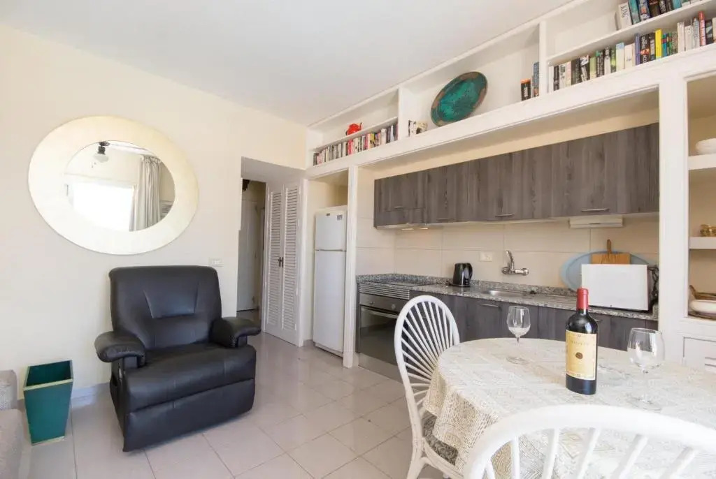 Los Olivos 13 - One Bed