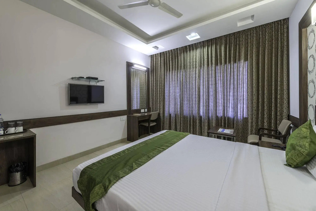 Silverstar Hotel