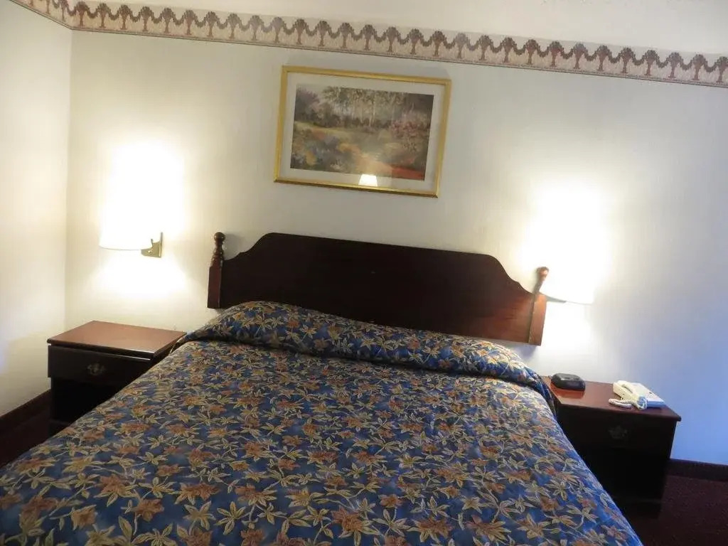 Eastwood Inn