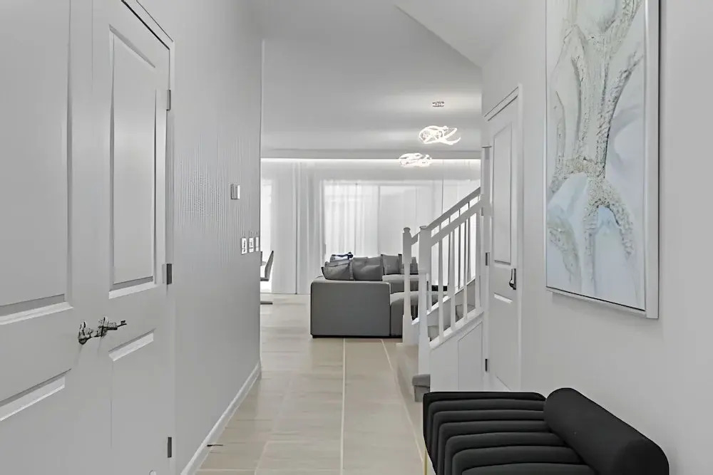 Luxurious 9BR Paradiso Pool, Cinema & Game Room