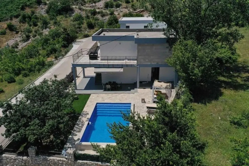 Seaview Villa with pool Hanja