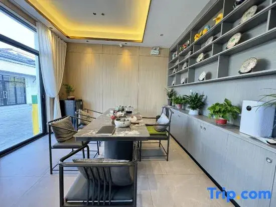 In the cloud Hotel