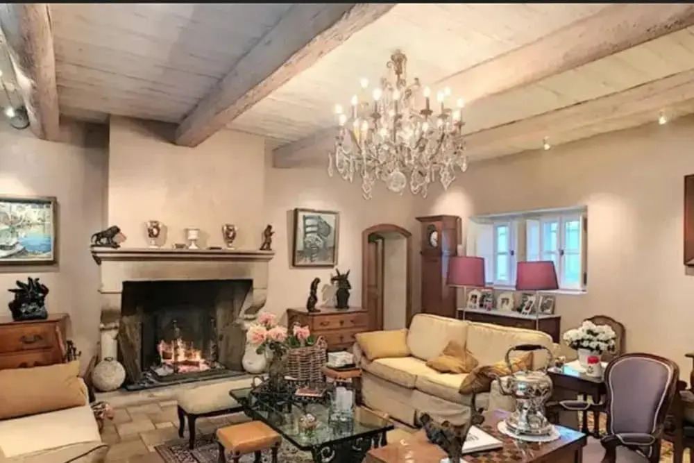 Villa With 5 Bedrooms in Eygalières, With Private Pool, Furnished Garden and Wifi