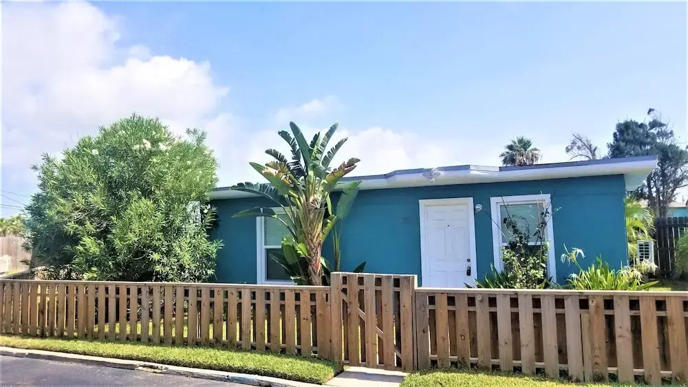 Mermaid Mansion 1 Bedroom Cottage