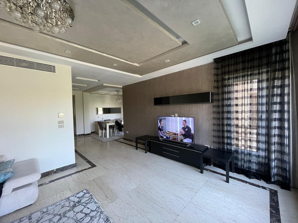 ALSAWAH Luxury 2BR Apt AlKarma Residence
